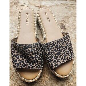 Old Navy Women's Cougar  Faux Suede Espadrille Slip-On Slide Size 6 Sandals